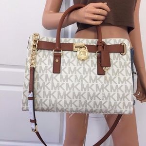 NWT MICHAEL KORS Hamilton Large North South Logo